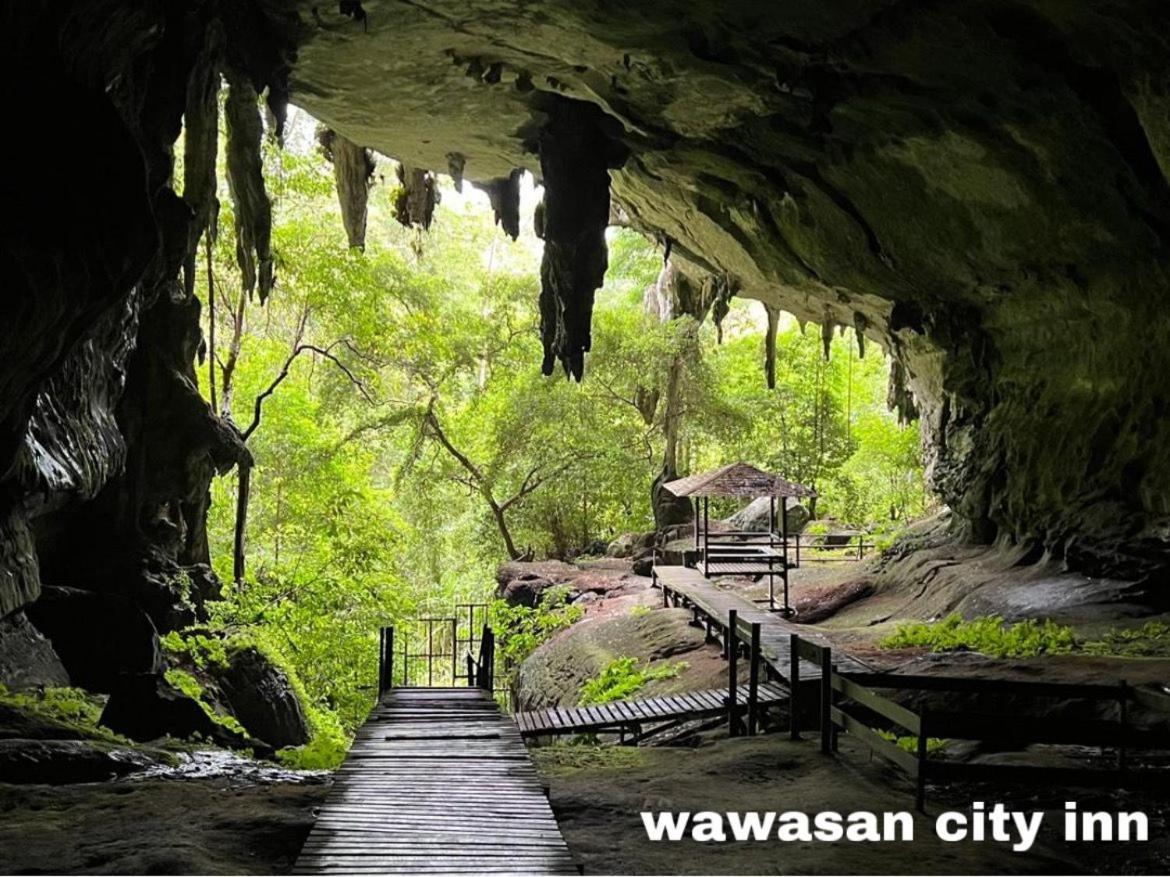 Wawasan City Inn Batu Niah Екстер'єр фото