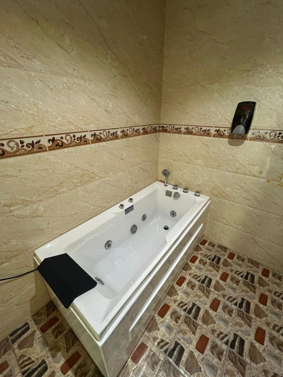 Wawasan City Inn Batu Niah Екстер'єр фото
